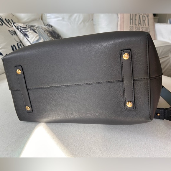 Burberry Soft Grain Calfskin Triple Stud Large Leather Belt Bag in Charcoal Grey - Picture 8 of 8